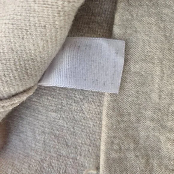 Pure Merino Wool Talbots Ladies Sweater Long Sleeve Gold Tone Button XLP Petite - Picture 9 of 9